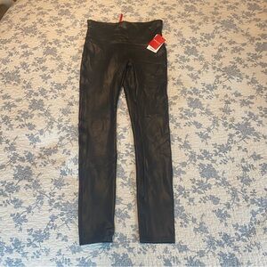 NWT SPANX Black Faux Leather Legging Size Medium